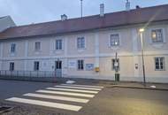 EHEMALIGE ROTES KREUZ ORTSSTELLE ALS STRASSENSEITIGE GEWERBEFLÄCHE, GESCHÄFTSLOKAL BZW. BÜRO IN BESTER FREQUENZLAGE