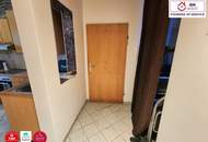 *Tolle Lage am Augarten* Sanierungsbedürftige Altbau-Erdgeschosswohnung