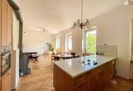 Großzügige, stilvolle Wohnung mit Charakter