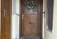 Ein nettes kleines Haus mit großzügigem Grund in sonniger Lage im Ortsteil von Mooslandl!