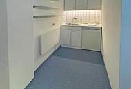 "Ehemalige Praxis - Adaptierung zur Wohnnutzung erforderlich"