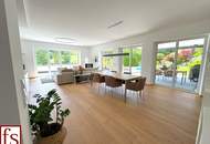 Exquisites Wohnhaus mit schönem Garten und Pool, Ruhelage mit Fernblick