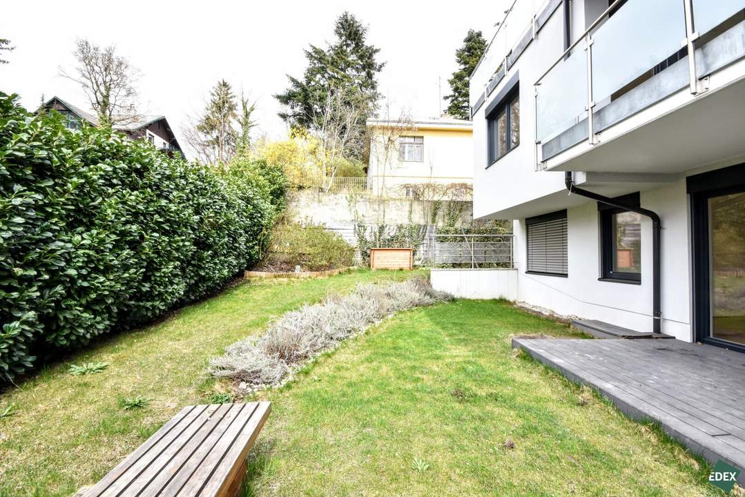 Moderner 2,5-Zimmer-Neubau mit sehr großem Garten