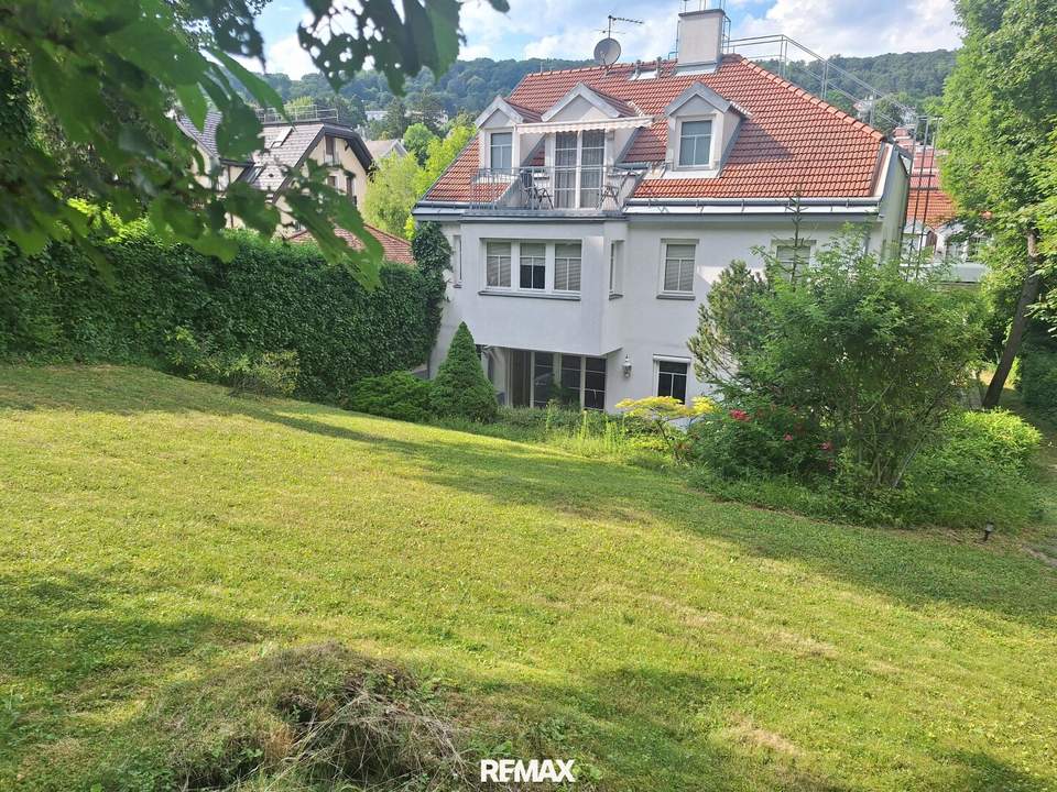Renovierte Gartenwohnung mit südseitiger Terrasse in exklusiver Grünlage von Wien Döbling