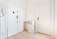 Luxus 4-Zimmer Altbaujuwel beim Schloßquadrat.