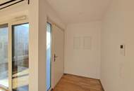 Schicke Neubauwohnung mit kl. Garten in idyllischer Ruhelage