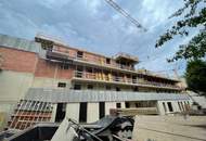 GRAZ Geidorf: Penthouse mit 111m² Wohnfläche mit mind. 3 Schlafzimmern und 37m² großer Terrasse: Sehr gute Lage, 15min mit dem Fahrrad zum LKH oder Uni