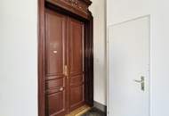 Exquisite Altbauwohnung nahe Arenbergpark – Eleganz, Ruhe &amp; urbaner Lifestyle