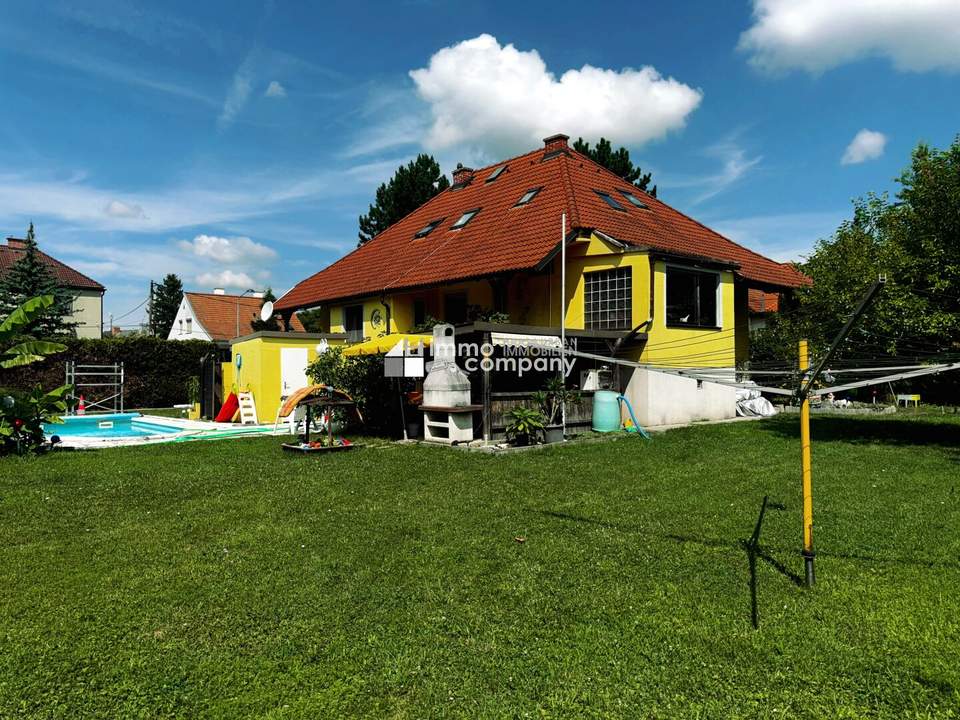 Sonniges Eckgrundstück mit Altbestand – großes Potenzial in ruhiger Nachbarschaft!