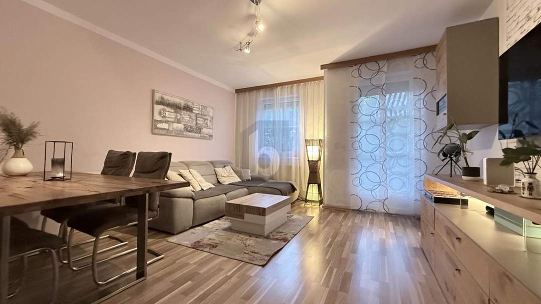 NÄHE MERKURCITY! BARRIEREFREI, MIT BALKON &amp; PARKPLATZ!