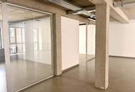 Urbanes Arbeiten im Industrial-Chic: Exklusives Büro mit Open-Space-Flair und Innenhof-Balkon