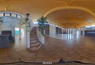 Vielseitiges Eventzentrum mit Gastroküche &amp; großem Parkplatz