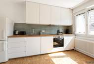 TERRASSENWOHNUNG IM DACHGESCHOSS OHNE SCHRÄGEN II 2 TERRASSEN MIT CA. 46m² II KLIMA II MODERNES BAD II 1 GARAGE II NÄHE YPPENPLATZ UND U6 II LETZER STOCK MIT LIFT