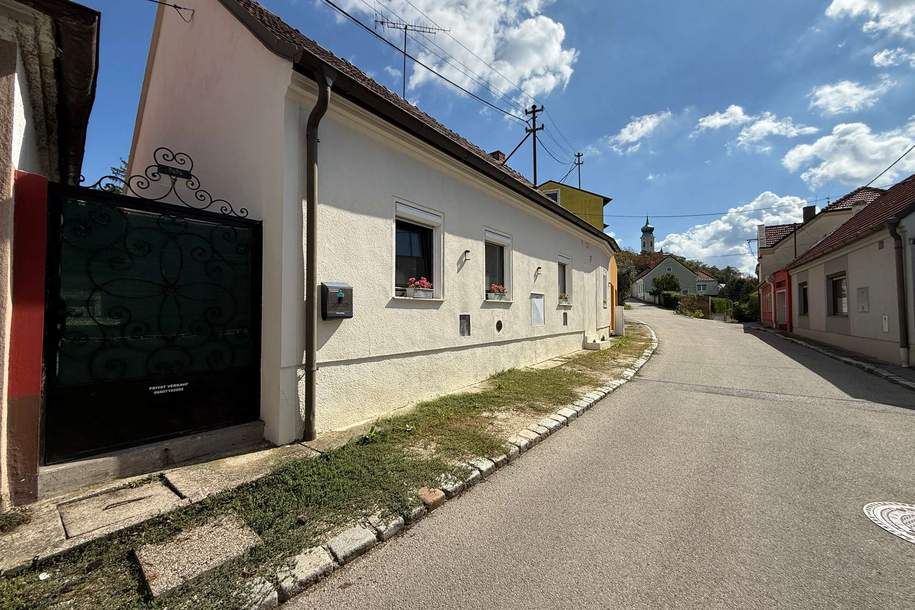 Saniertes Haus in zentraler Lage von Mistelbach – ideal als Wochenendhaus oder Hauptwohnsitz!, Haus-kauf, 220.000,€, 2130 Mistelbach