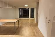 Exclusives Townhouse mit Garten, Deisgn-Küche und Garagenplatz