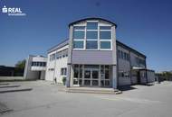 Gewerbeobjekt mit Büroflächen, Lagerhalle und PKW Stellplätzen
