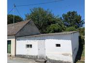 Traditionelles Presshaus mit angeschlossenem Gewölbe-Weinkeller