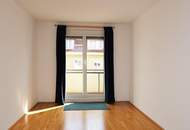 Helle Stadtwohnung mit Loggia – Wohnen im beliebten Fasanviertel