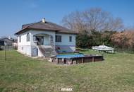 Großzügiges Einfamilienhaus mit Garten, Loggia und Sanierungspotenzial