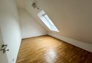 TOP gestylte Dachgeschosswohnung!