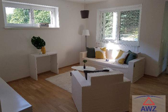 Lichtenberg: Schicke 3-Zimmerwohnung mit Loggia und Tiefgaragenplatz zu verkaufen!, Wohnung-kauf, 4040 Urfahr-Umgebung