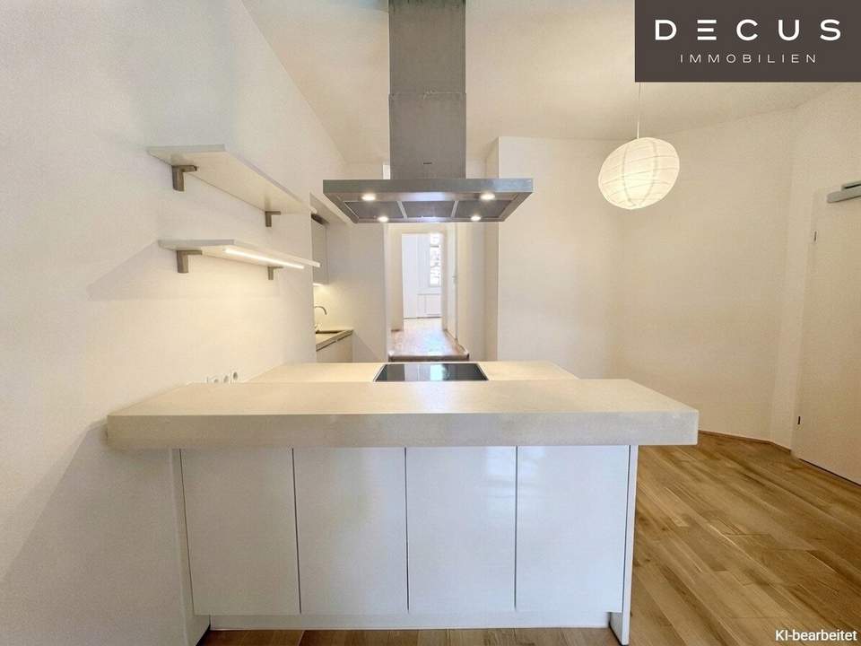 | CHARMANTE 2-ZIMMER-WOHNUNG | ca.42,50m² | 3.OG | BESTLAGE | HAUPTPLATZ