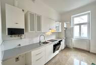 Klassischer 2-Zimmer-Altbau in der Martinstraße