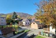 Helle Garçonnière mit schönem Balkon