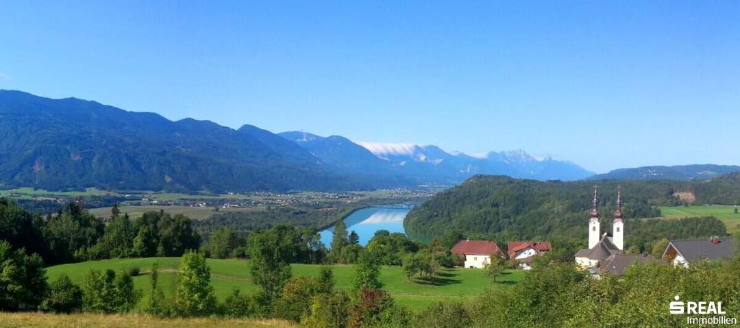 Traumhaftes Bebauungsgrundstück mit zusätzlichem Waldgrundstück in Top Lage von Maria Rain