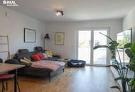 Urlaubsstimmung in Ruhelage - 100m² Eigentumswohnung, Wohnküche, Balkon, 3 Schlafzimmer, 2 Bäder, Parkplatz, Carport und Pool!