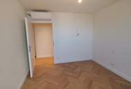 Dachgeschosswohnung der Superlative: 3 Zimmer mit viel Freifläche & Luxus pur in Citynähe : ab November zur Anmietung frei!