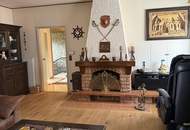 Bungalow mit Partykeller, Pool, Garage.....