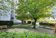 Charmante 2-Zimmer-Wohnung mit Loggia und Ausblick ins Grüne