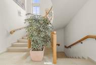 Exklusives Pferdeanwesen nahe Wien – Villa, Reitviereck mit Flutlichtanlage, eingezäunte Koppeln, zweites Wohnhaus und über 25.000 m² Eigengrund