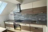 PROVISIONSFREI: Dachgeschosswohnung mit ca. 70,20 m² und möblierter Küche ++ FOHNSDORF ++