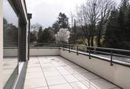 EXQUISITE DACHTERRASSEN-WOHNUNG MIT BLICK ÜBER DIE STADT SOWIE AUF DIE WEINBERGE