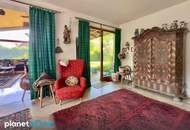 Bungalow mit zwei Wohneinheiten auf rund 1.800 m² großem Grundstück in Ruhelage