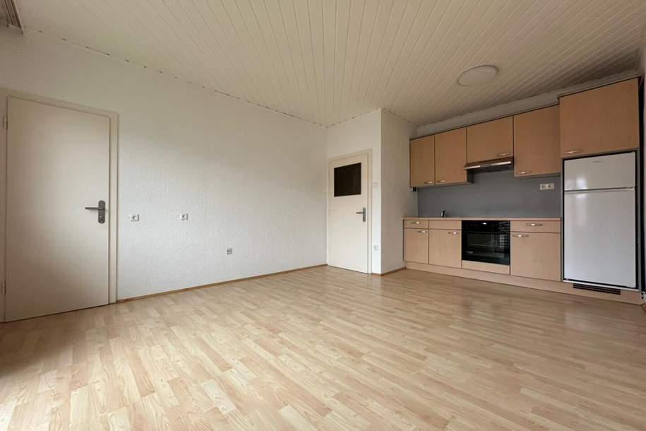 Mietwohnung mit Balkon in zentraler Lage in KNITTELFELD ++ Küche möbliert ++, Wohnung-miete, 474,35,€, 8720 Murtal