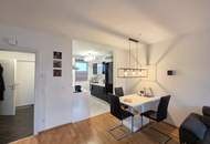 Sehr gepflegte Erdgeschoss- Wohnung mit Eigengarten und Carport