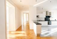 Elegante Wiener Altbauwohnung mit Balkon & privatem Liftzugang