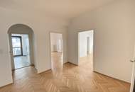 OPERNRINGHOF 3 Zimmer Wohnung/Büro I 2 Bedroom Apartment opposite Opera