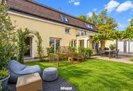 "Historisches Dorfhaus mit "U-Bahn-Anschluss" und Garten ohne Zuschauer!"