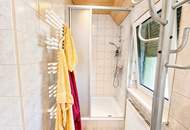Stilvolles Haus mit Gästewohnung und großem Grundstück in Gehweite zum Neufelder See