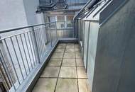 Jetzt kaufen, später einziehen – 2-Zimmer-Dachgeschoss mit Terrasse, vermietet bis 2031