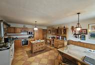 Gepflegtes Landhaus mit insgesamt 5 Wohnungen