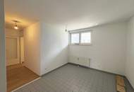 Geförderte Maisonettewohnung - 4 Zimmer mit Garten, Balkon und Loggia
