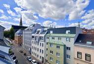 LUXURIÖSE DG-WOHNUNG MIT GROSSER TERRASSE UND KLIMAANLAGE NÄHE POSTSPORTPLATZ