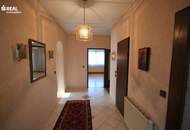 Gepflegtes Einfamilienhaus mit Wintergarten, Garage und Alarmanlage