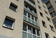 Charmante gut geschnittene Wohnung mit Loggia