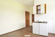 Gepflegtes Mini-Apartment mit Badezimmer in zentraler Lage - Zimmer 18! Nähe BMW, SKF!!!